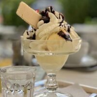 Vanilla Chocolate Ice Cream